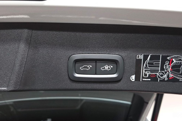 2020 Volvo XC40 с пробегом 37 583 км