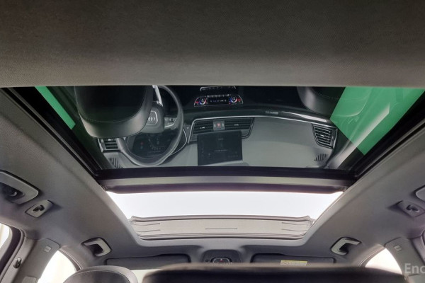 2021 Audi SQ5 с пробегом 28 299 км