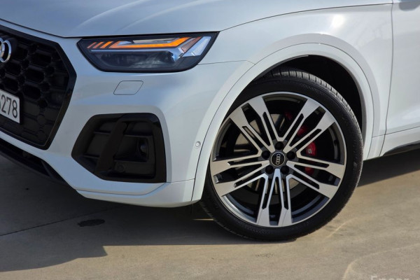 2022 Audi SQ5 с пробегом 39 187 км