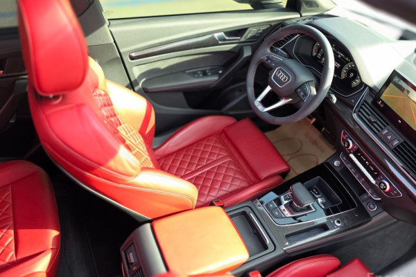 2022 Audi SQ5 с пробегом 39 187 км
