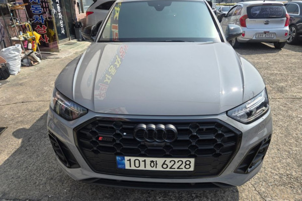 2023 Audi SQ5 с пробегом 54 941 км