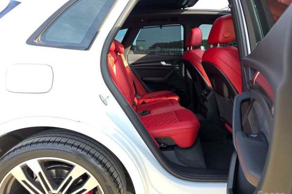 2022 Audi SQ5 с пробегом 39 187 км