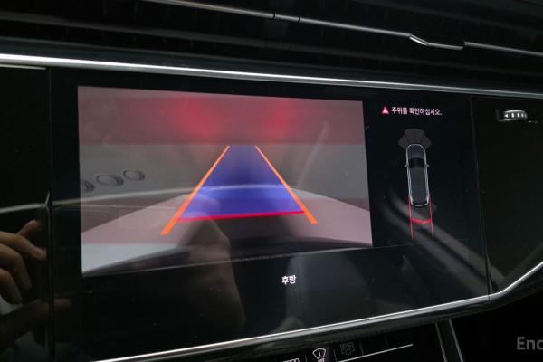 2023 Audi SQ7 с пробегом 21 419 км