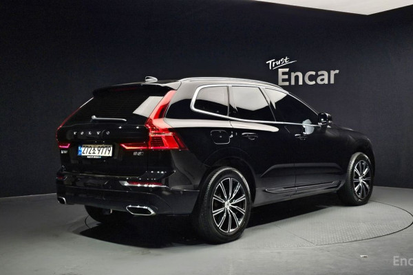 2021 Volvo XC60 с пробегом 59 313 км