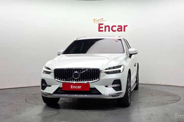 2023 Volvo XC60 с пробегом 39 281 км