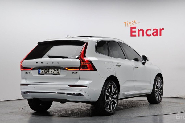 2022 Volvo XC60 с пробегом 43 004 км