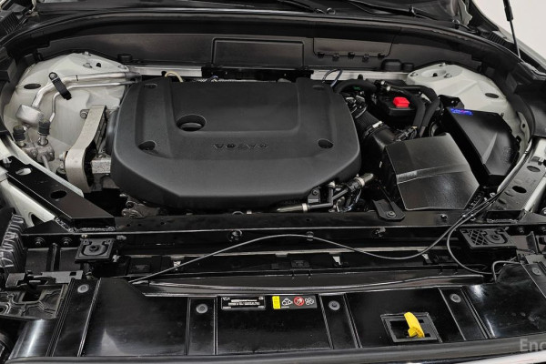 2022 Volvo XC60 с пробегом 43 004 км