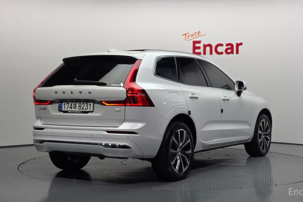 2022 Volvo XC60 с пробегом 35 074 км