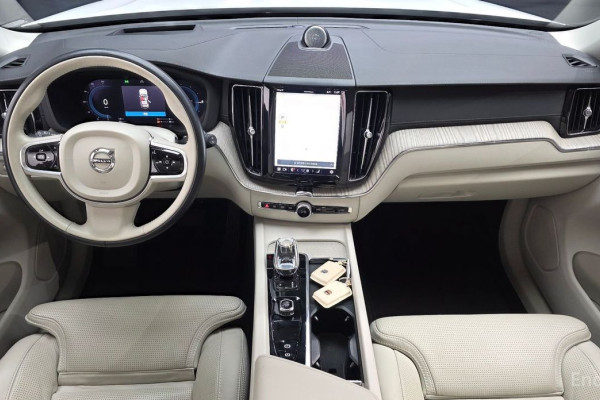 2022 Volvo XC60 с пробегом 35 074 км