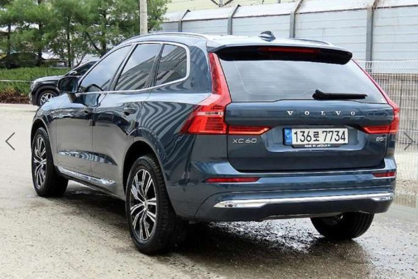 2021 Volvo XC60 с пробегом 22 834 км
