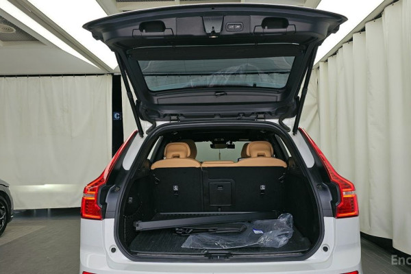 2021 Volvo XC60 с пробегом 82 234 км