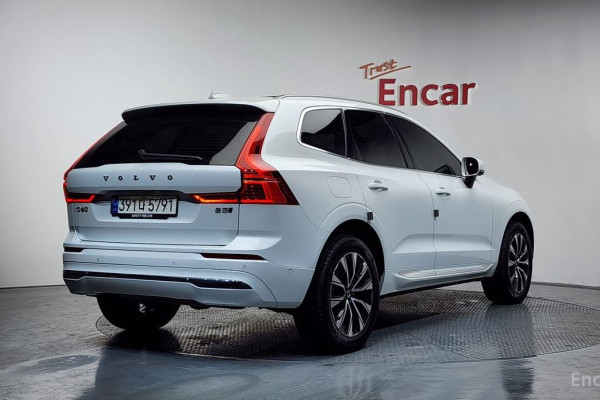 2023 Volvo XC60 с пробегом 15 919 км