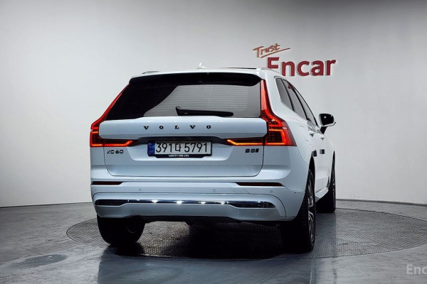 2023 Volvo XC60 с пробегом 15 919 км