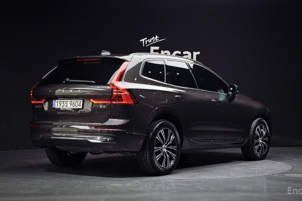 2022 Volvo XC60 с пробегом 29 003 км