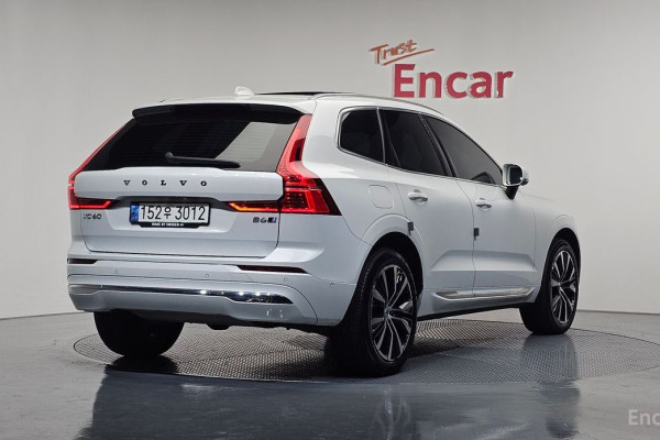 2022 Volvo XC60 с пробегом 54 605 км