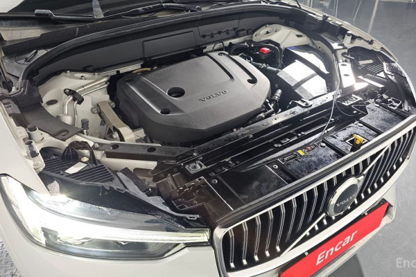 2022 Volvo XC60 с пробегом 54 605 км