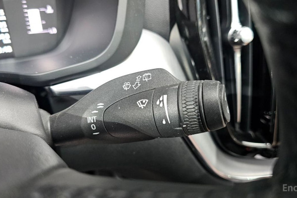 2021 Volvo XC60 с пробегом 17 225 км