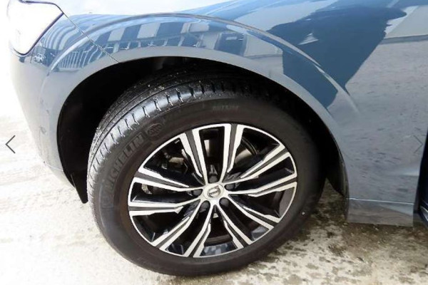 2021 Volvo XC60 с пробегом 22 834 км