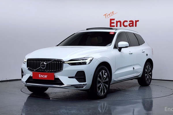 2023 Volvo XC60 с пробегом 51 675 км