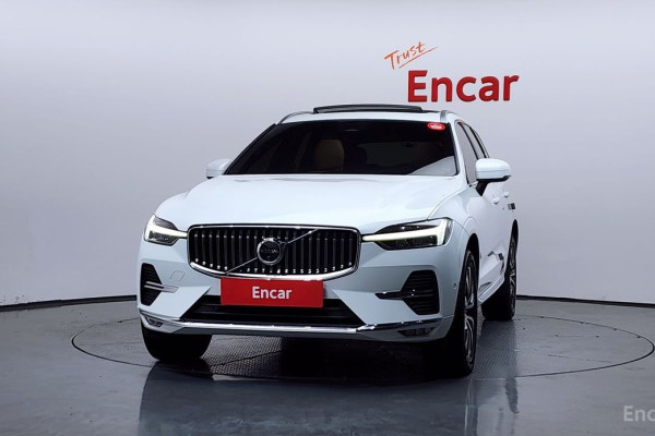 2023 Volvo XC60 с пробегом 51 675 км