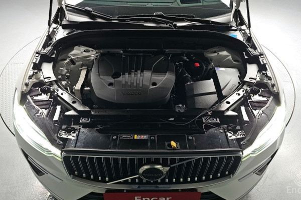 2023 Volvo XC60 с пробегом 23 425 км