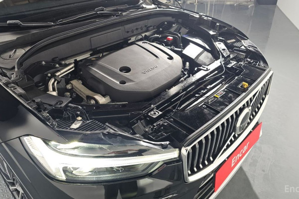 2021 Volvo XC60 с пробегом 83 471 км