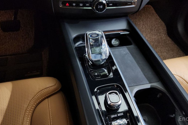 2021 Volvo XC60 с пробегом 51 582 км