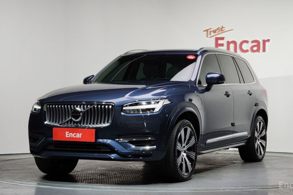 2022 Volvo XC90 с пробегом 73 733 км