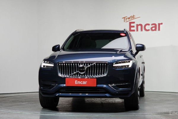 2022 Volvo XC90 с пробегом 73 733 км