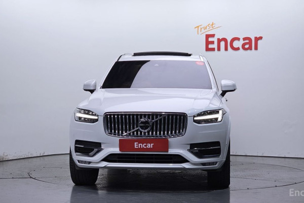 2022 Volvo XC90 с пробегом 72 865 км
