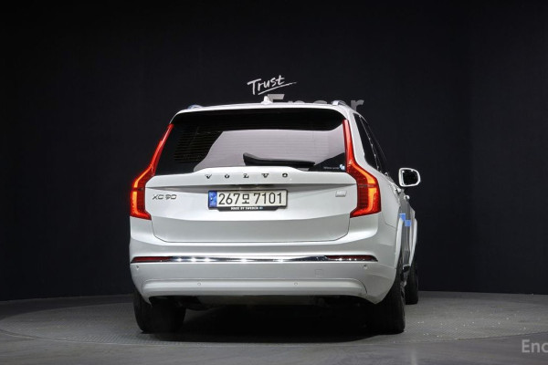 2022 Volvo XC90 с пробегом 147 443 км