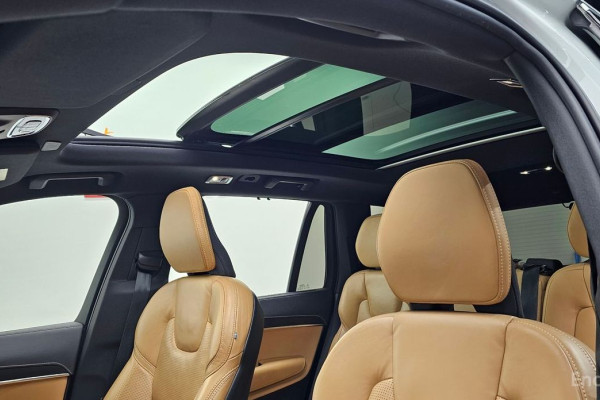 2022 Volvo XC90 с пробегом 72 865 км