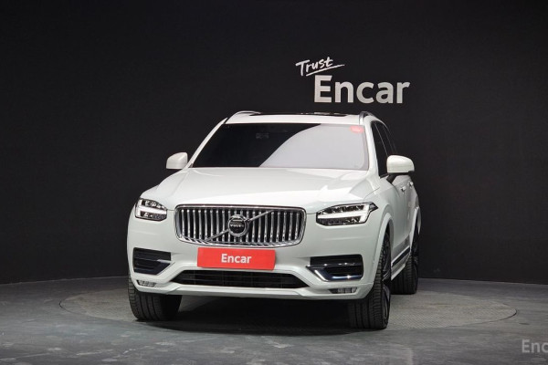 2022 Volvo XC90 с пробегом 22 115 км