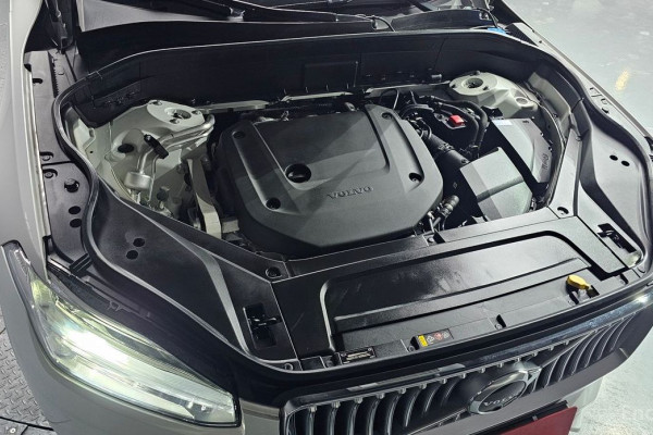 2022 Volvo XC90 с пробегом 22 115 км