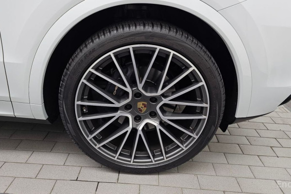 2021 Porsche Cayenne с пробегом 45 606 км