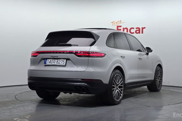 2022 Porsche Cayenne с пробегом 18 697 км
