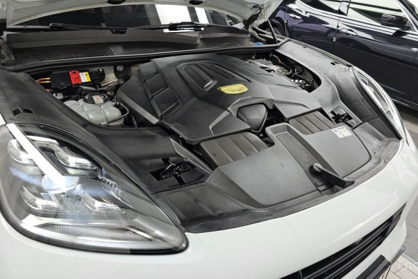 2021 Porsche Cayenne с пробегом 45 606 км