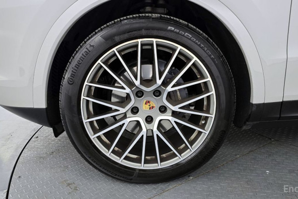 2022 Porsche Cayenne с пробегом 18 697 км