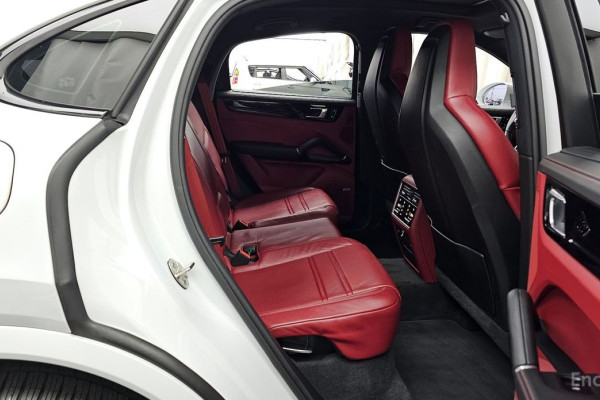 2021 Porsche Cayenne с пробегом 45 606 км