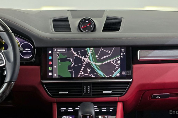 2022 Porsche Cayenne с пробегом 18 697 км