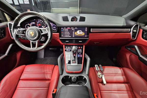 2022 Porsche Cayenne с пробегом 40 789 км