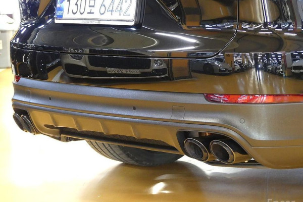 2023 Porsche Cayenne с пробегом 31 000 км