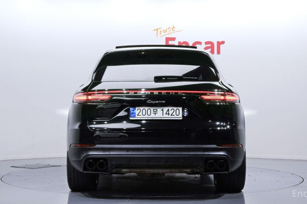 2023 Porsche Cayenne с пробегом 63 301 км