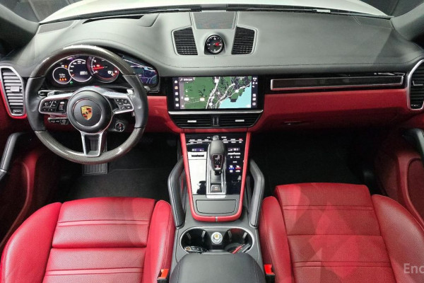 2022 Porsche Cayenne с пробегом 45 884 км
