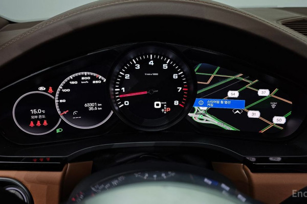 2023 Porsche Cayenne с пробегом 63 301 км