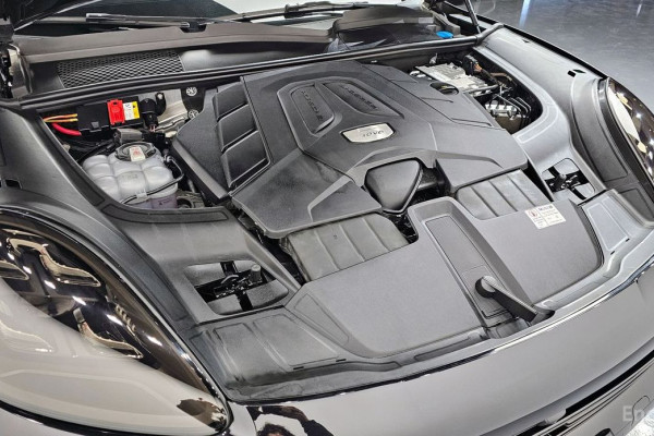 2022 Porsche Cayenne с пробегом 25 785 км