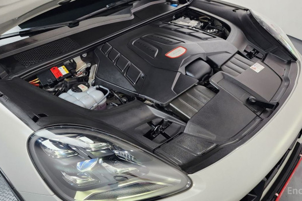 2023 Porsche Cayenne с пробегом 34 000 км