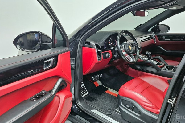 2022 Porsche Cayenne с пробегом 25 785 км