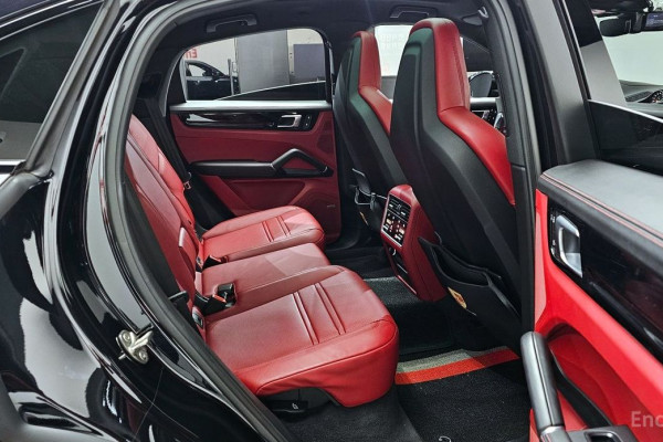 2022 Porsche Cayenne с пробегом 25 785 км