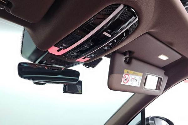 2023 Porsche Cayenne с пробегом 63 301 км